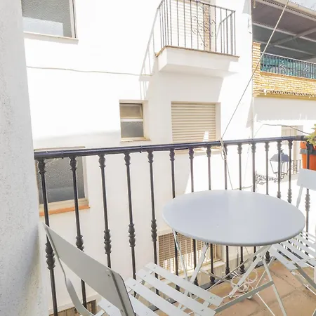 Cubo's La Plaza 102 With Breakfast Guest house