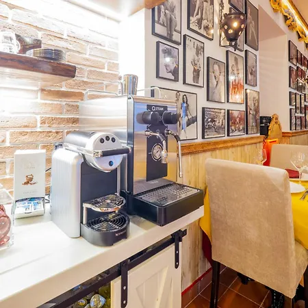 Cubo's La Plaza 102 With Breakfast * Tolox